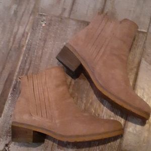 Reef Tan Voyage Boots Women's Size 9